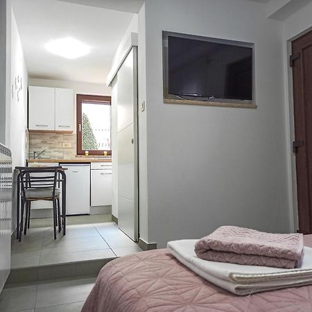Apartamento Soba Ulika Motovun Exterior foto